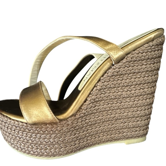 Stuart Weitzman Alex Wedge Liquid Metallic Leather Size 7 - Picture 5 of 9